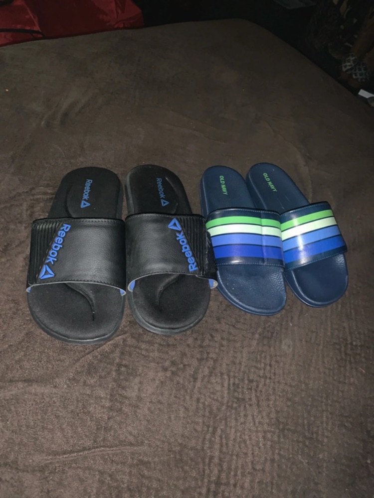 Euc Reebok Black Slides And Old Navy Striped Slides